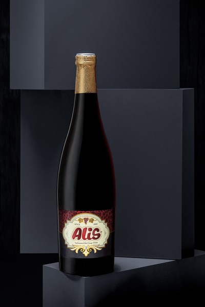 Photograph Ardalan Dadashbeyki Drink on One Eyeland